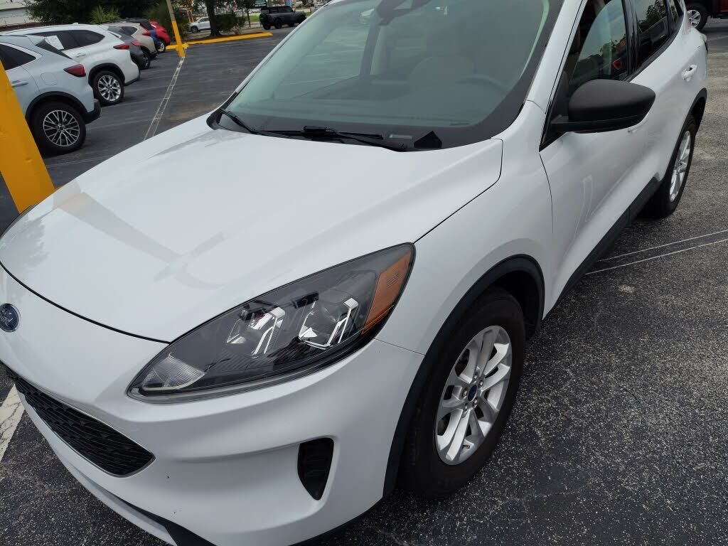2022 FORD Escape