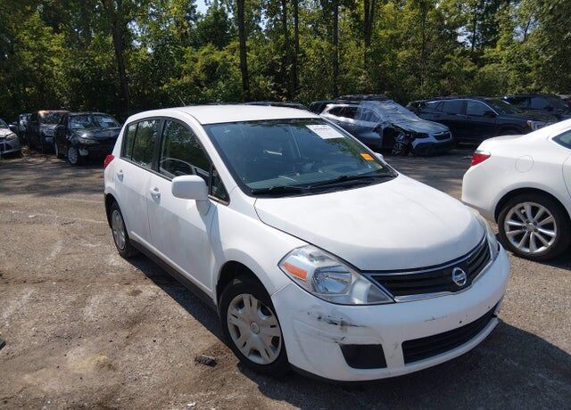 2012 NISSAN Versa