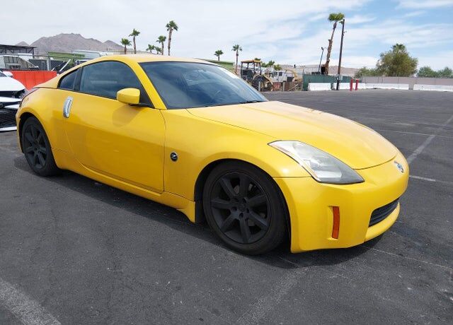 2005 NISSAN 350Z