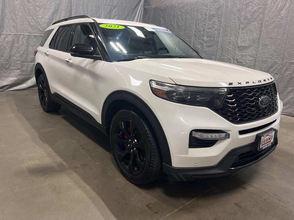 2021 FORD Explorer