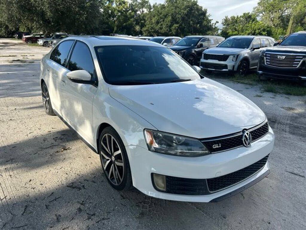 2013 VOLKSWAGEN Jetta
