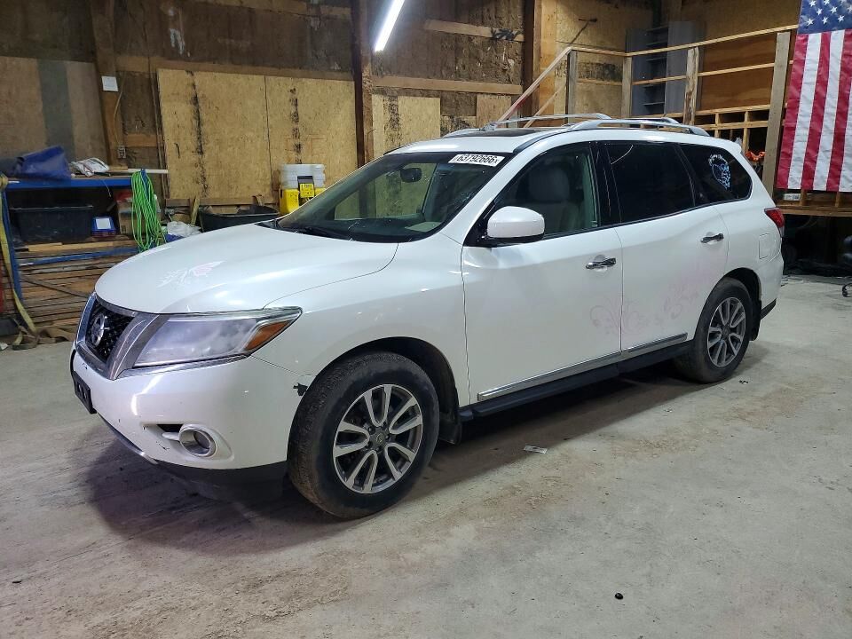 2016 NISSAN Pathfinder