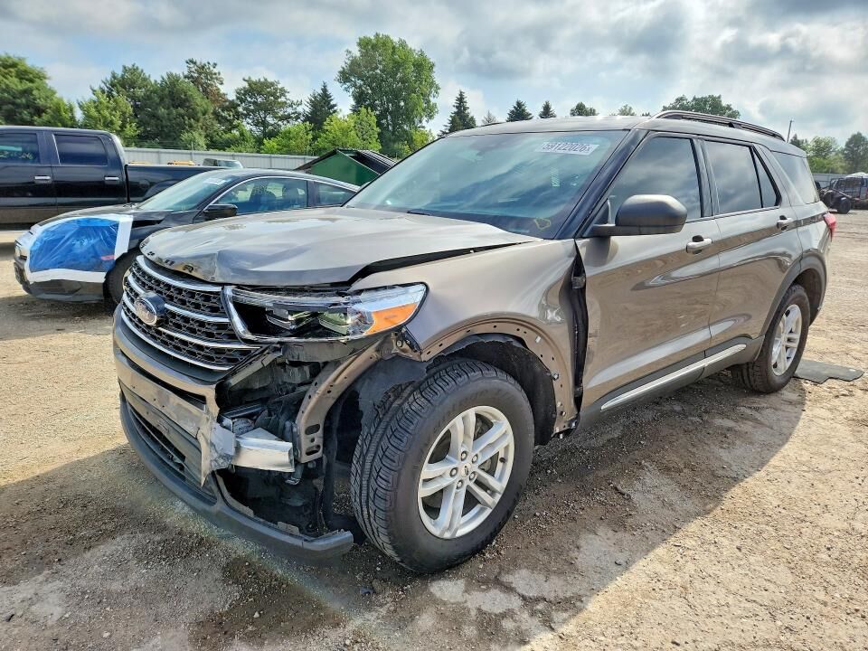 2021 FORD Explorer