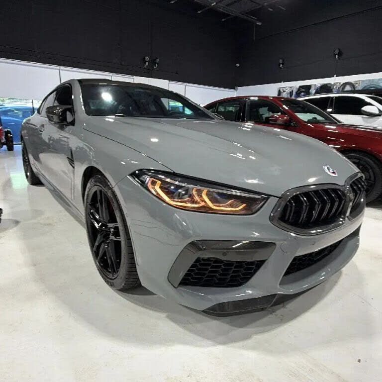 2023 BMW M8