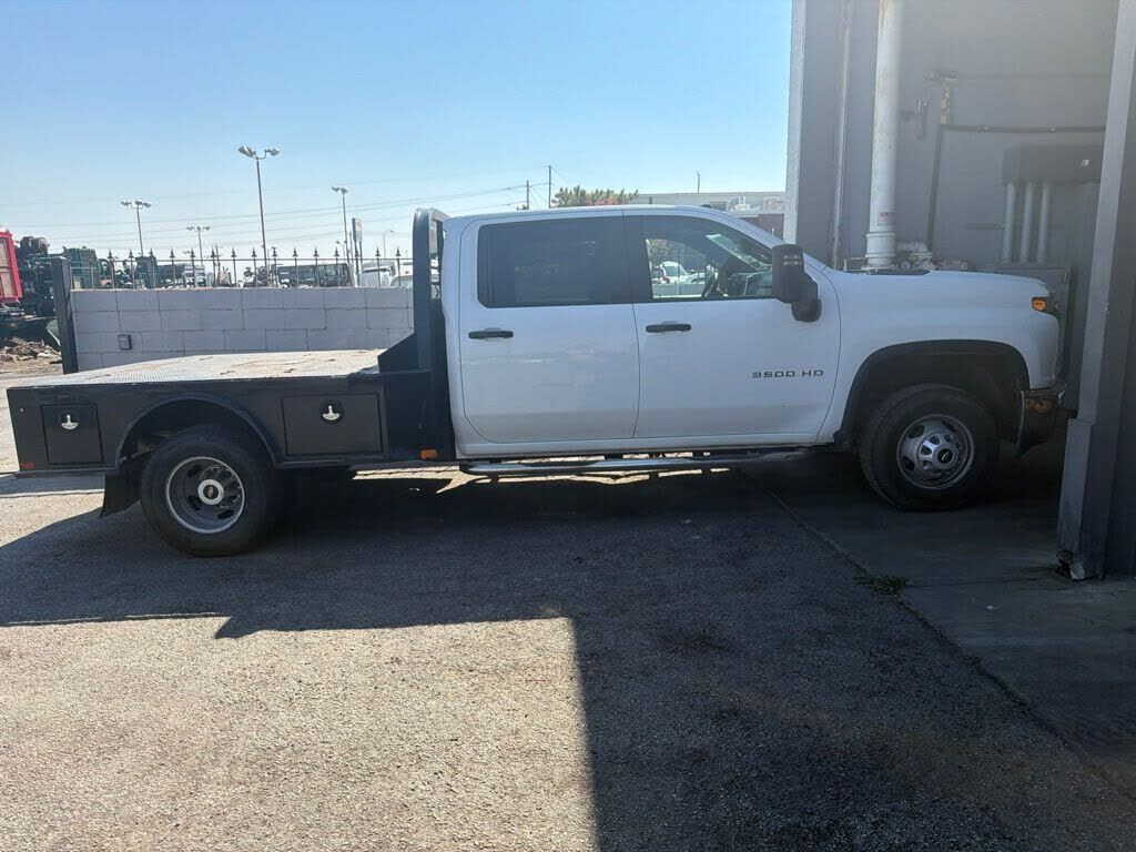 2023 CHEVROLET Silverado HD