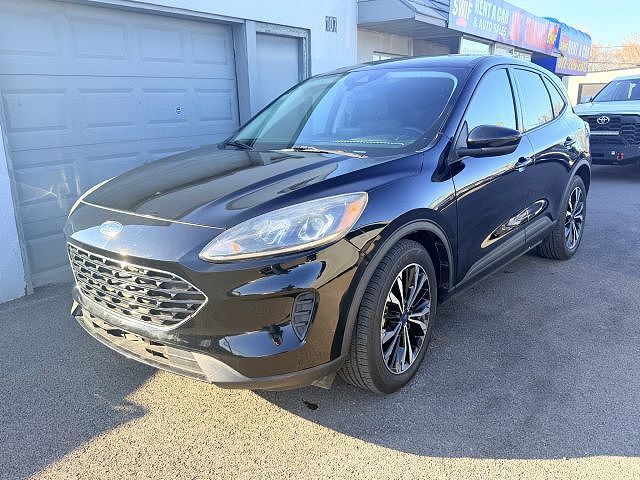 2021 FORD Escape