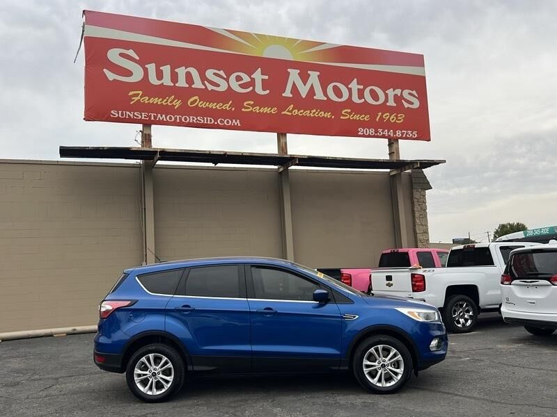 2017 FORD Escape