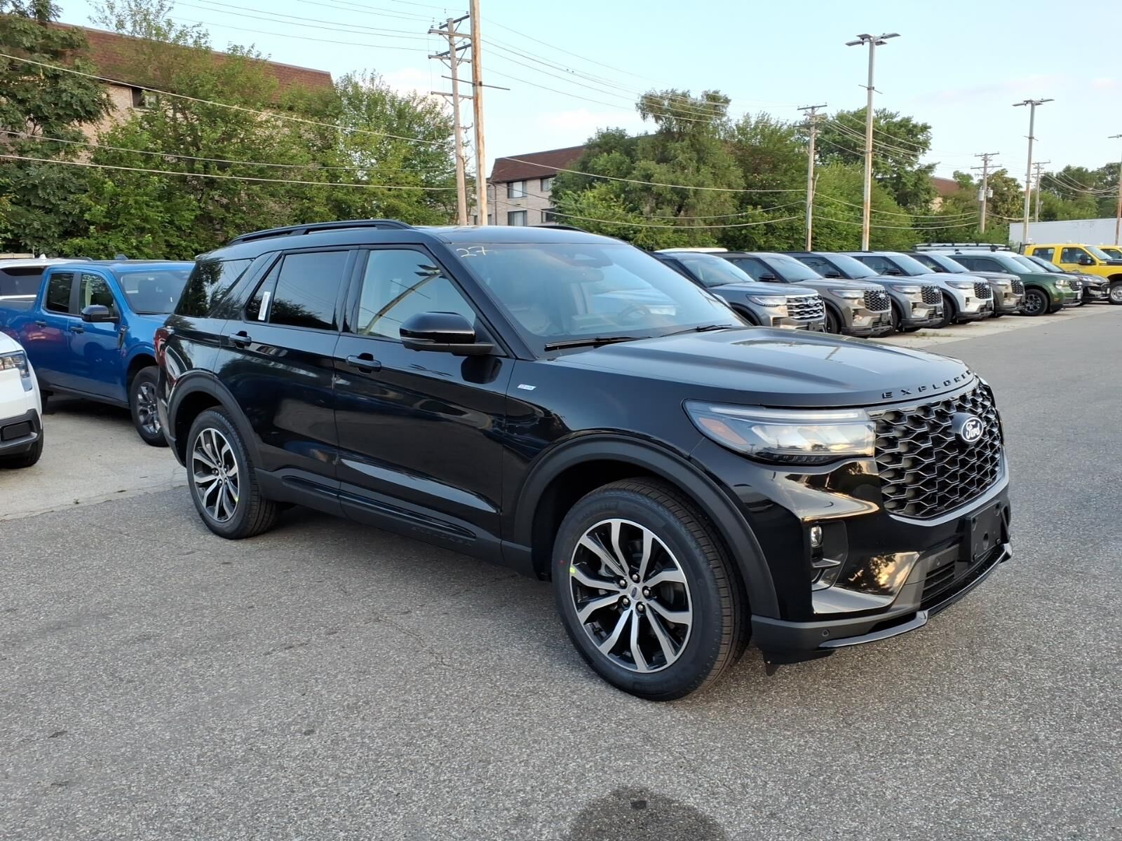 2027 FORD Explorer