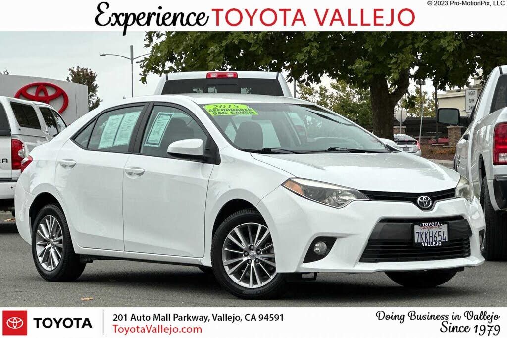 2015 TOYOTA Corolla