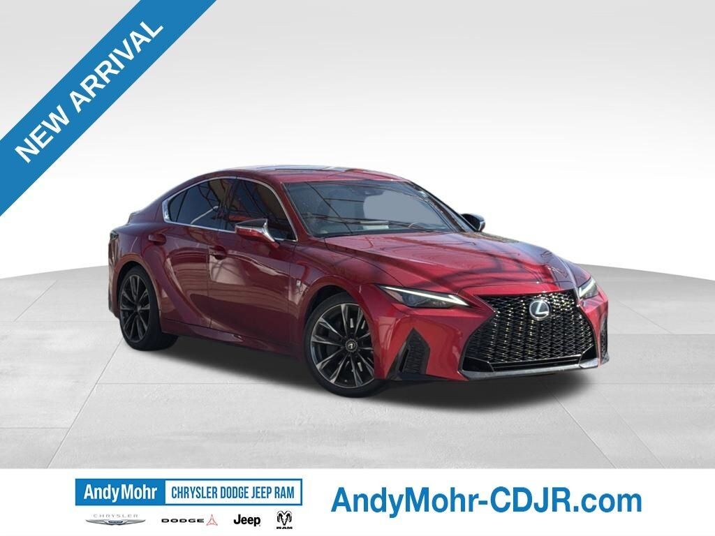 2021 LEXUS IS