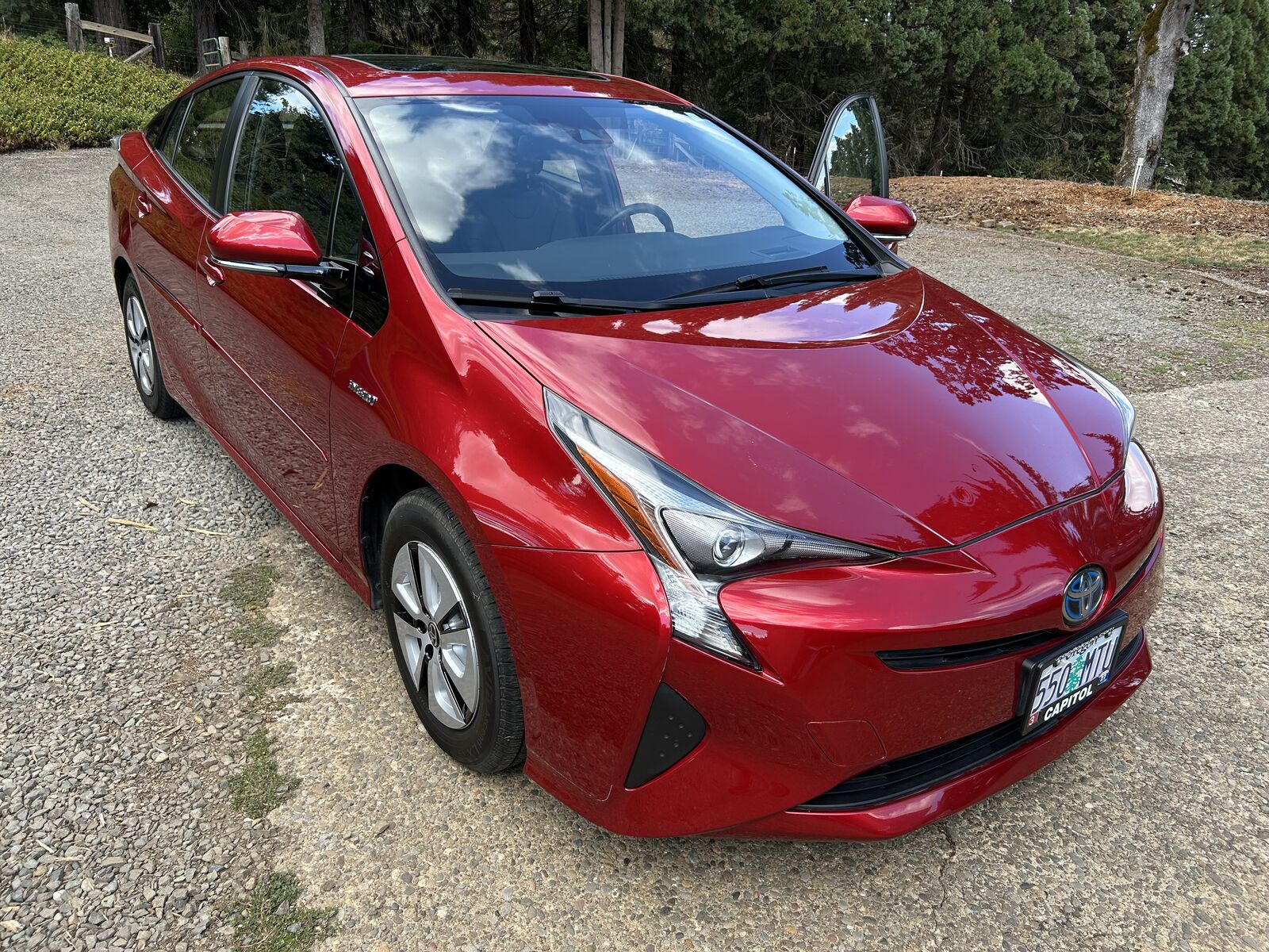 2016 TOYOTA PRIUS