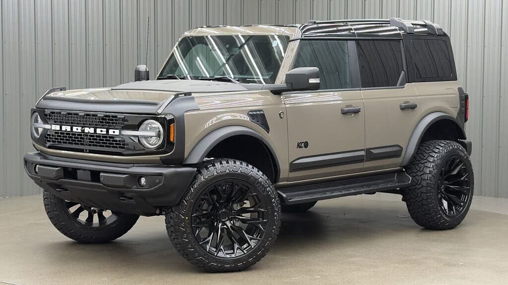 2025 FORD Bronco
