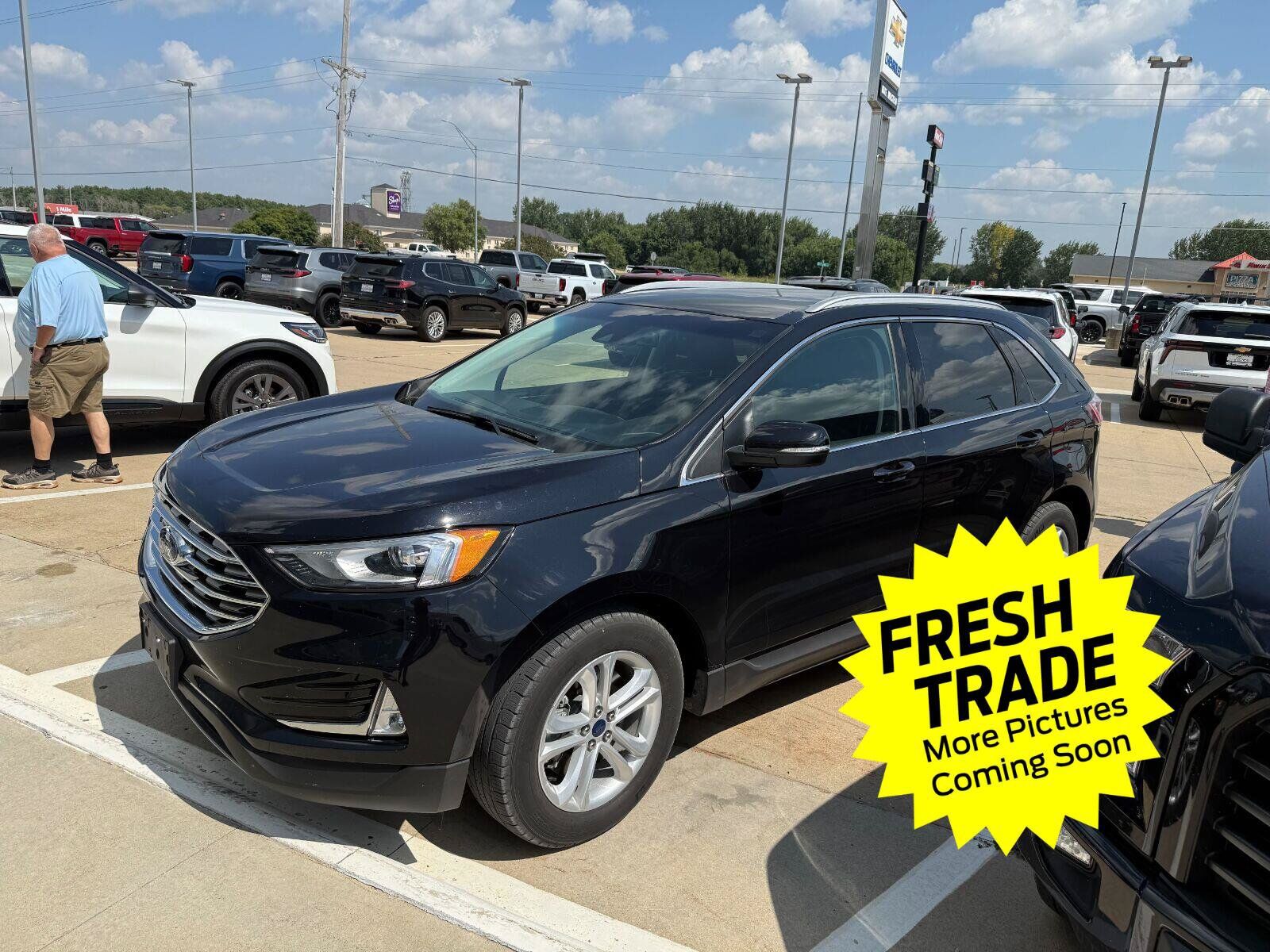 2019 FORD Edge
