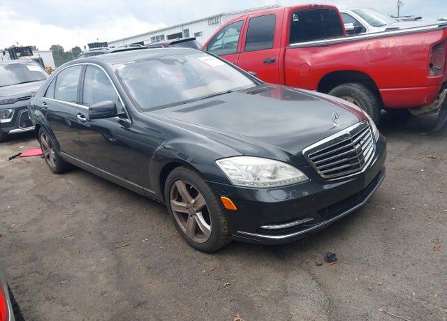 2011 MERCEDES-BENZ S-Class