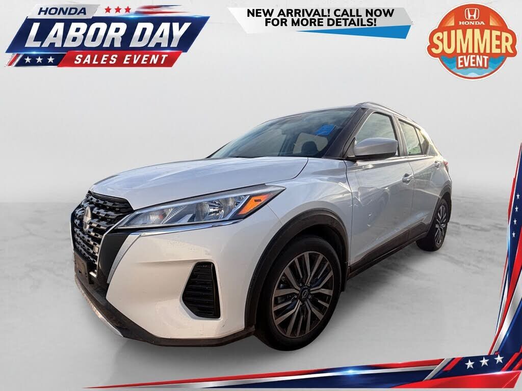 2022 NISSAN Kicks