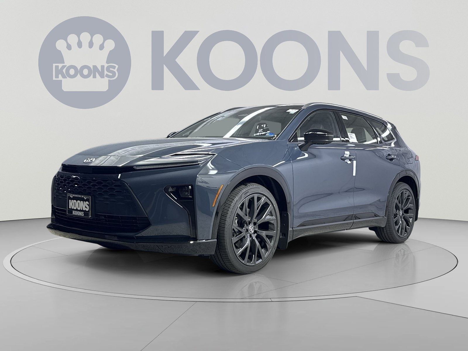 2026 TOYOTA Crown Signia