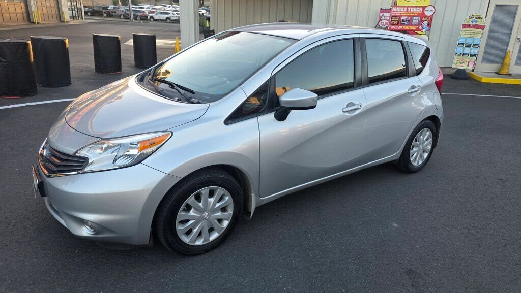 2016 NISSAN Versa