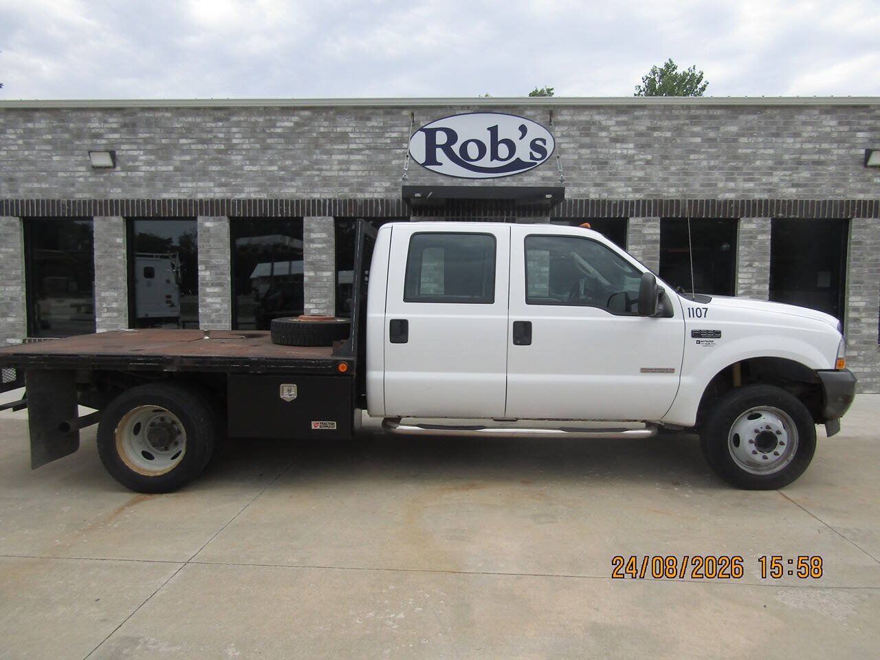 2004 FORD F-550