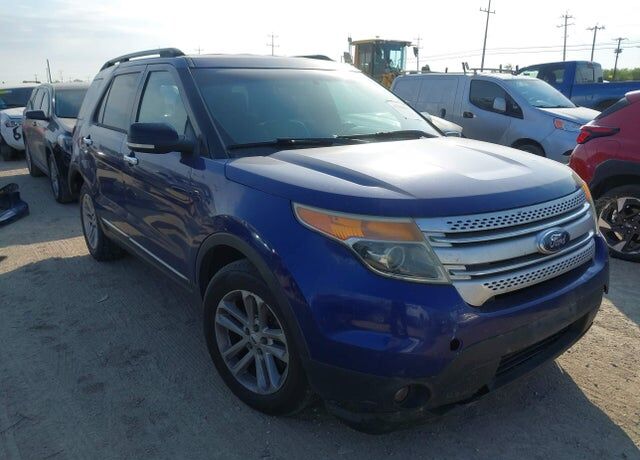 2014 FORD Explorer