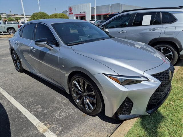 2024 LEXUS IS