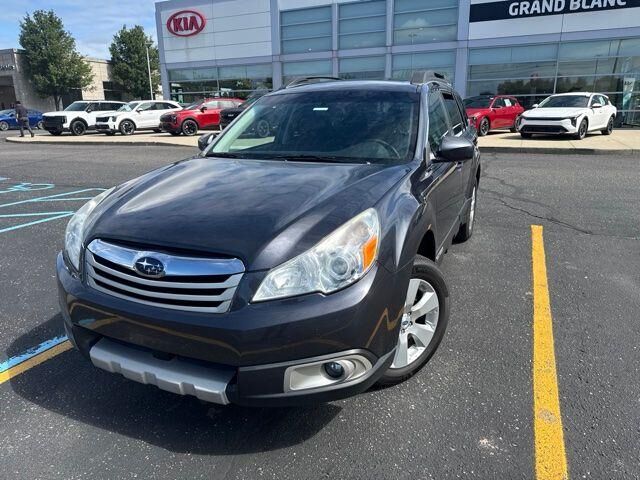 2012 SUBARU Outback