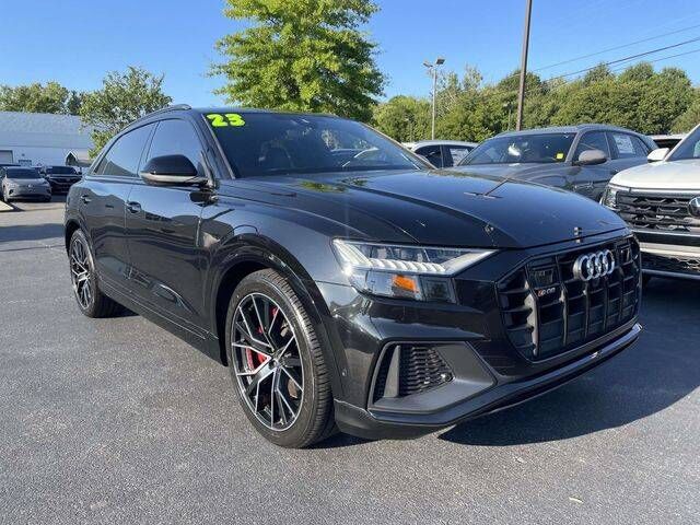2023 AUDI SQ8
