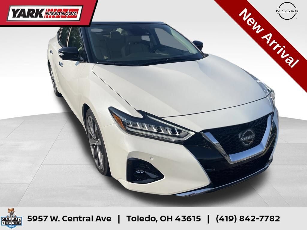 2023 NISSAN Maxima