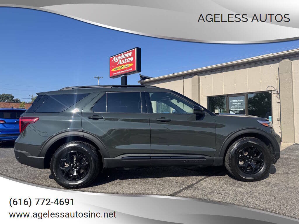2023 FORD Explorer