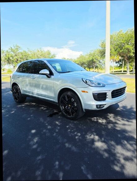 2018 PORSCHE Cayenne