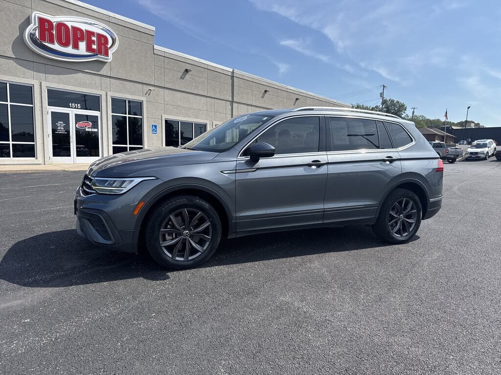 2022 VOLKSWAGEN Tiguan