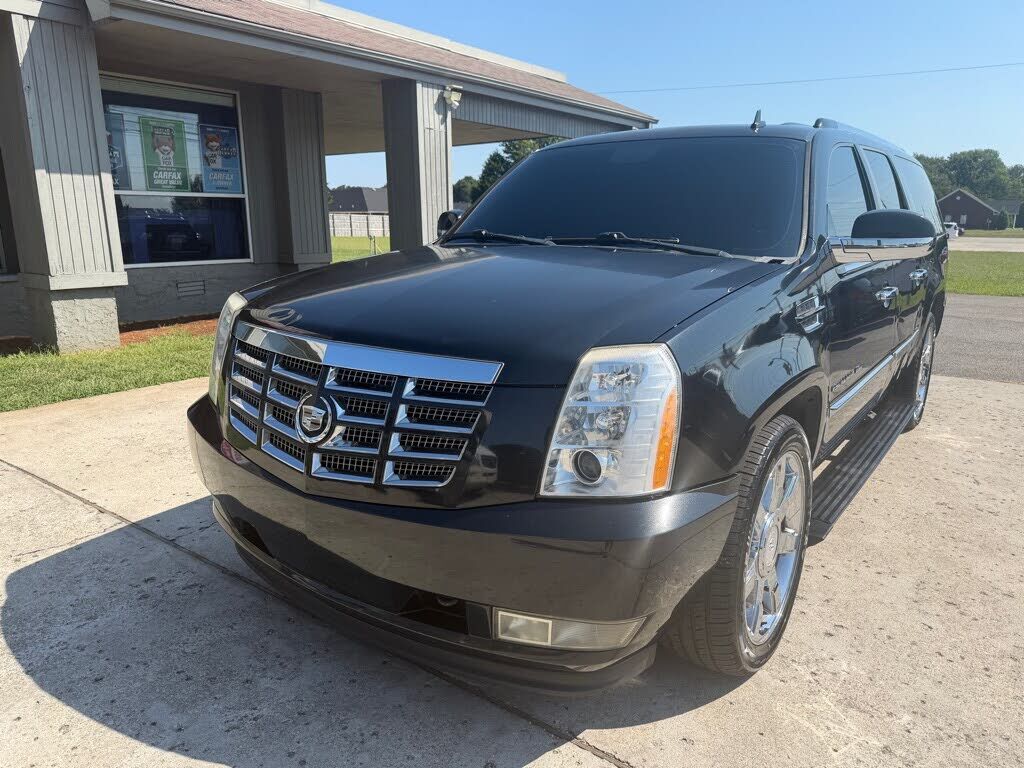 2011 CADILLAC Escalade