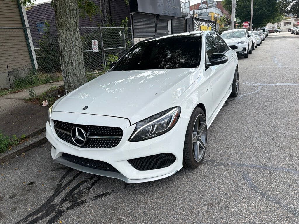 2016 MERCEDES-BENZ C-Class