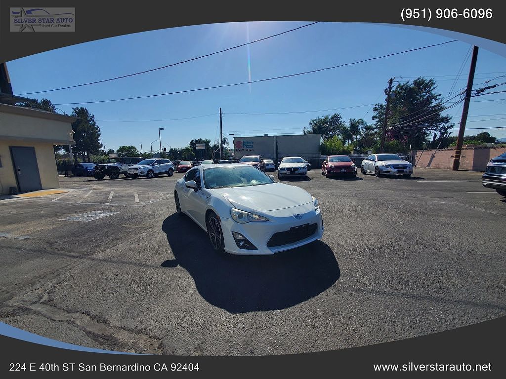 2013 TOYOTA Scion