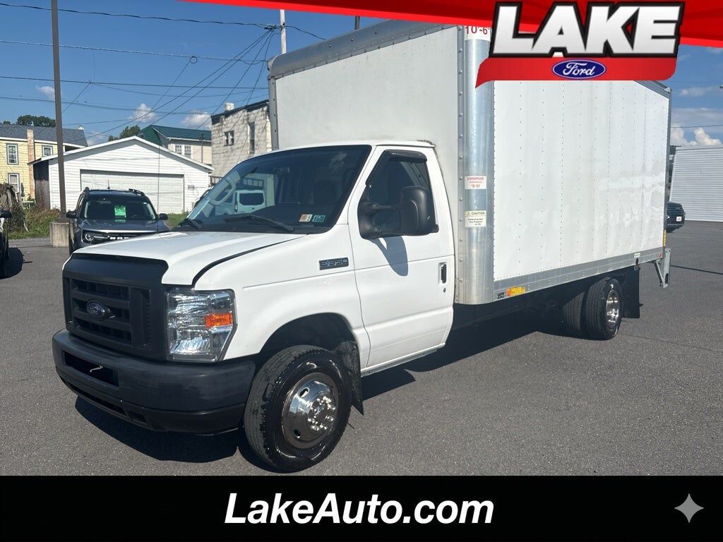 2018 FORD E-350