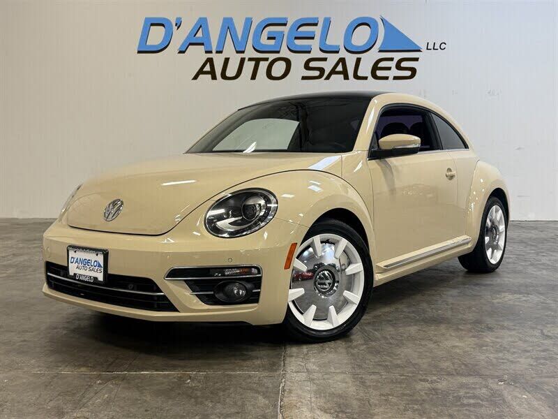 2019 VOLKSWAGEN Beetle