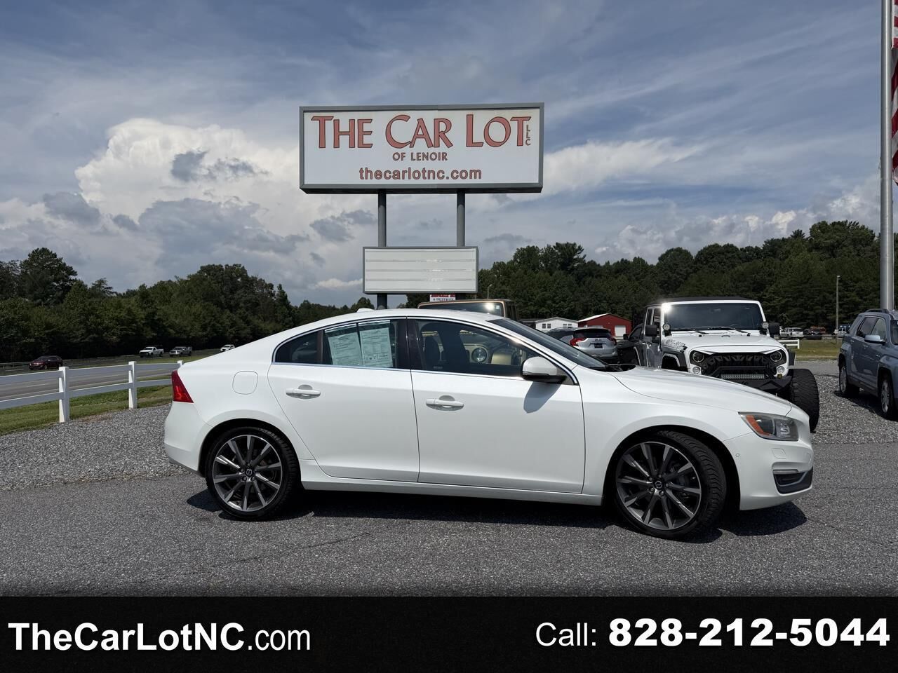 2015 VOLVO S60