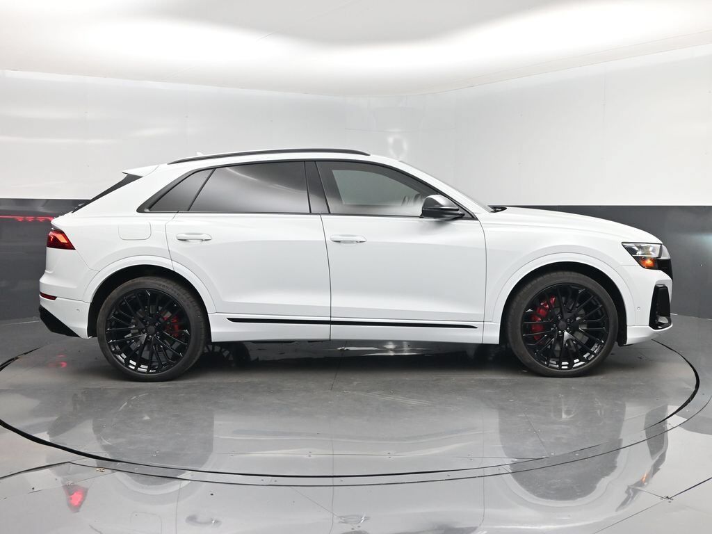 2026 Audi SQ8
