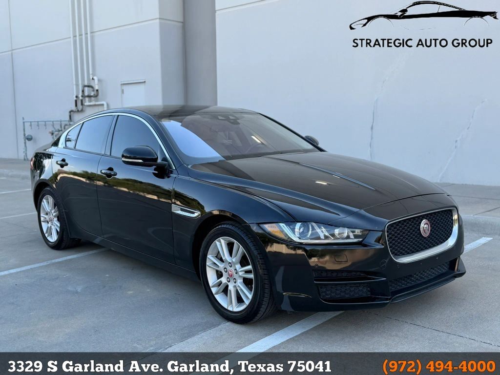 2017 JAGUAR XE
