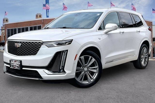 2021 CADILLAC XT6