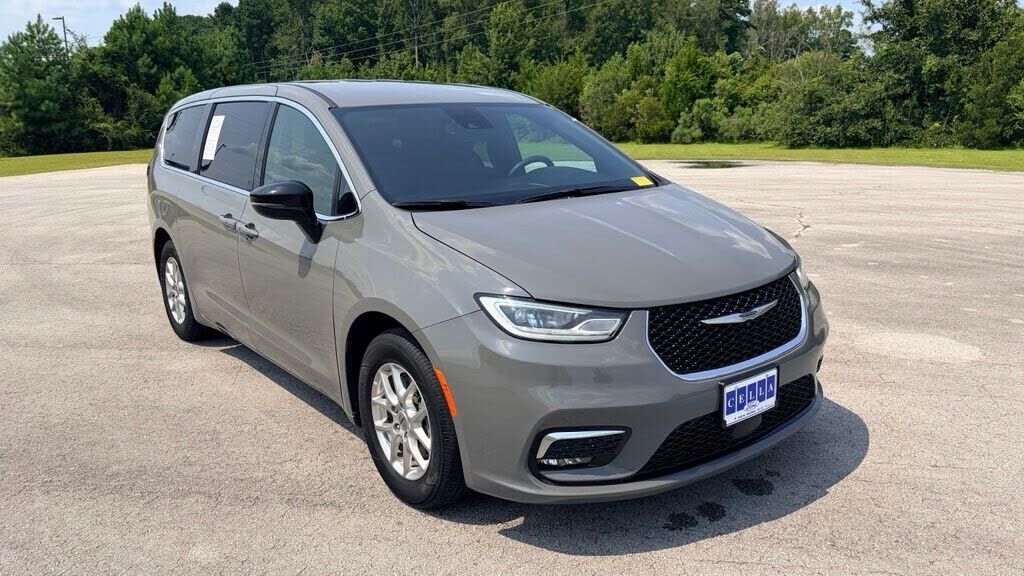 2025 CHRYSLER Pacifica