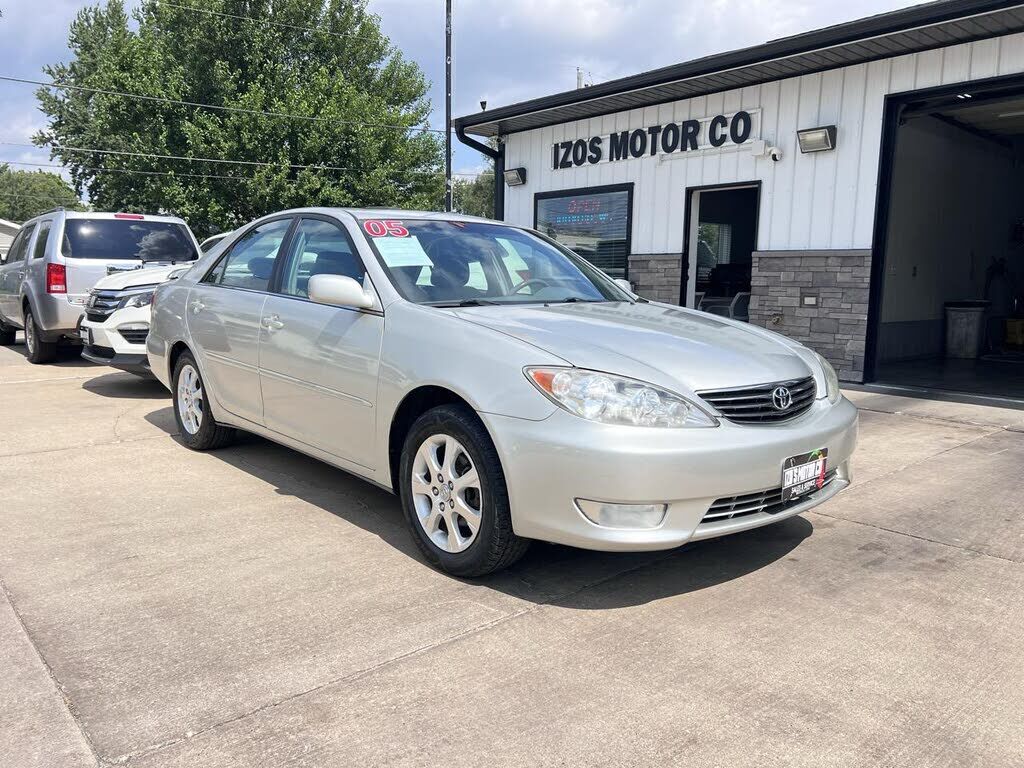 2005 TOYOTA Camry