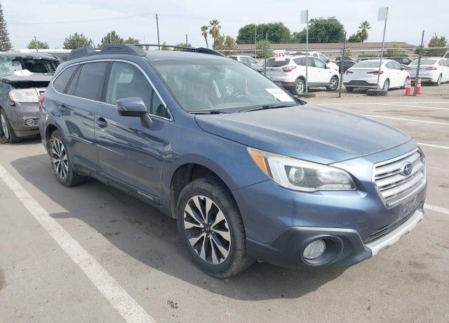 2017 SUBARU Outback