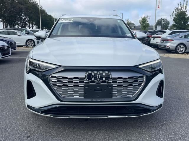 2024 Audi Q8