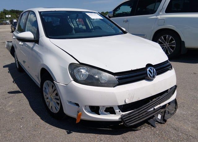 2014 VOLKSWAGEN Golf