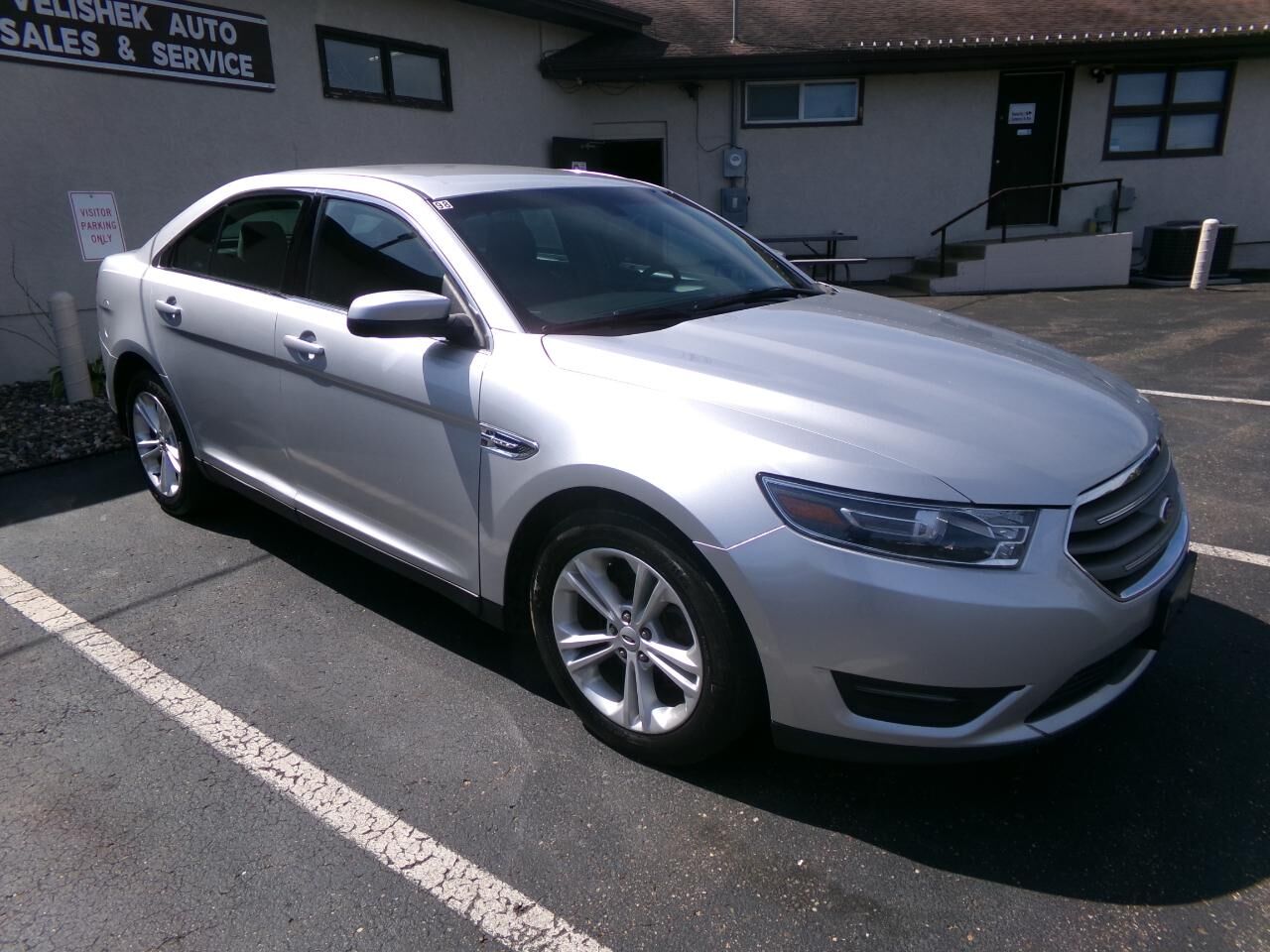 2015 FORD Taurus