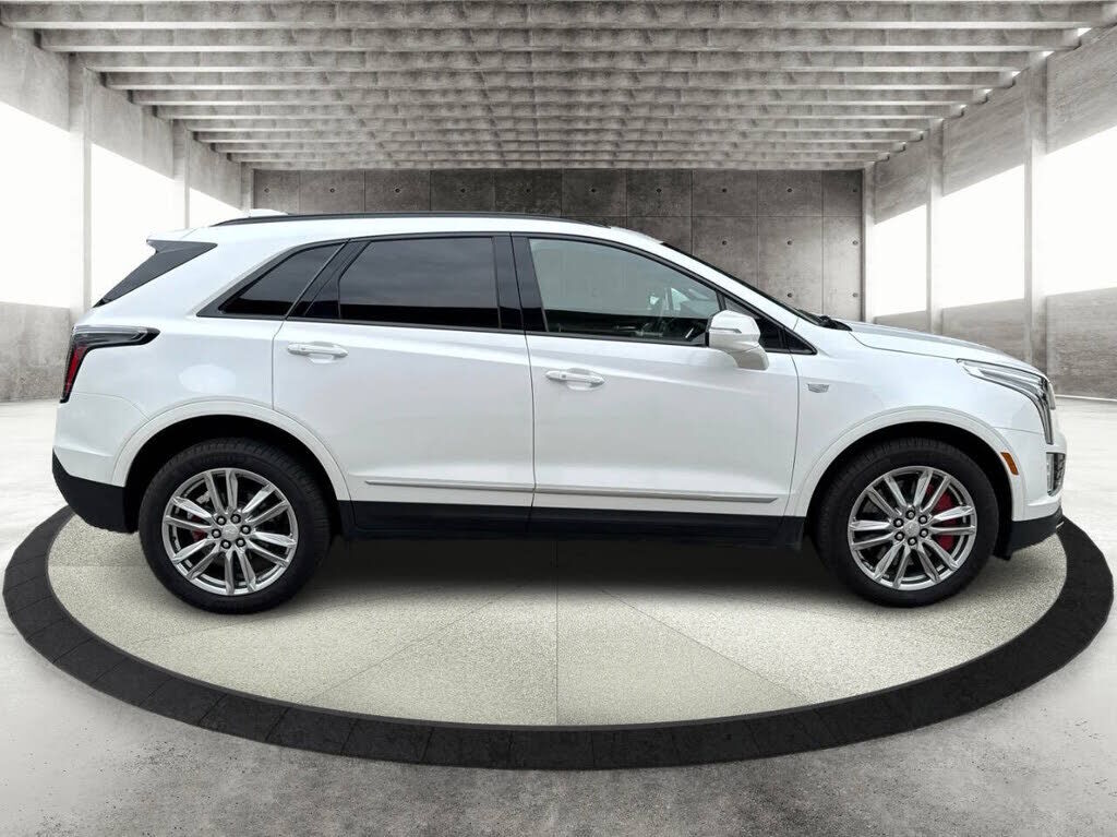 2025 CADILLAC XT5