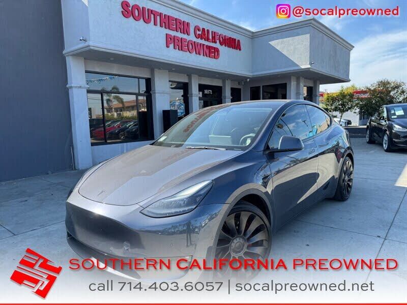 2022 TESLA Model Y