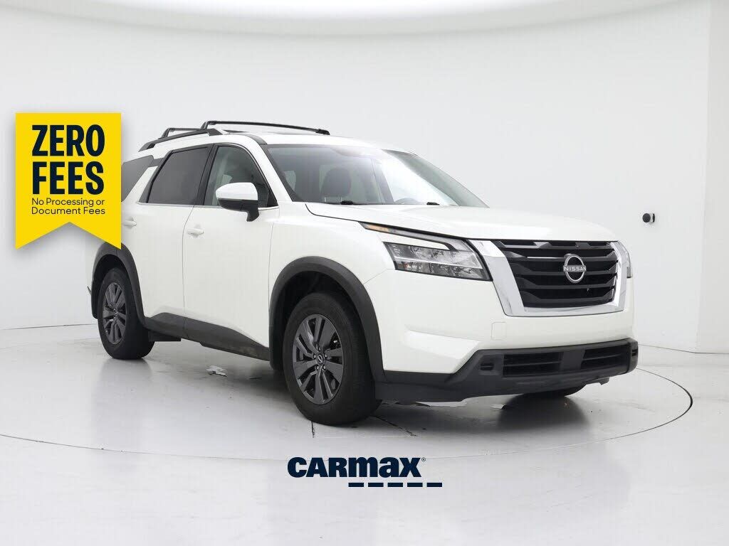 2022 NISSAN Pathfinder