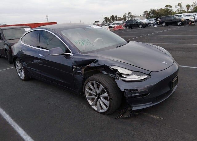 2020 TESLA Model 3