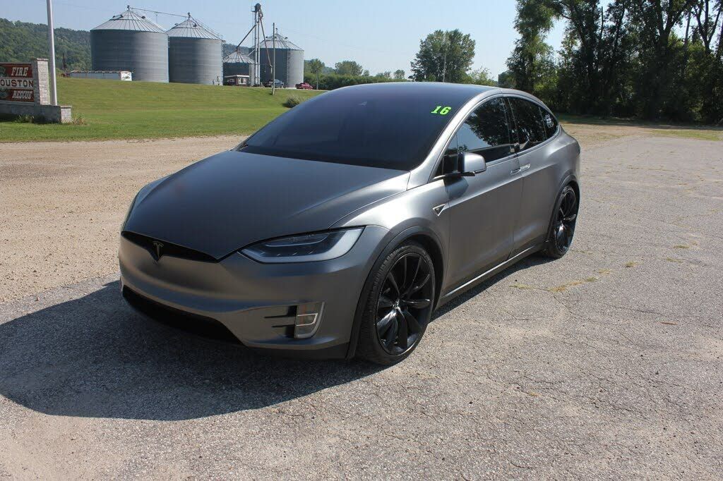 2016 TESLA Model X